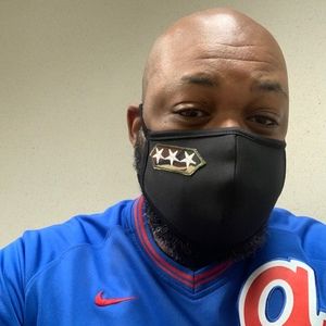 Meet your Posher, Derrick